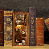 Book Nook Kit Eternal Bookstore